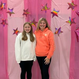 Meet your Posher, Elayna